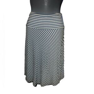 🐘H&M Navy & White Striped Skirt